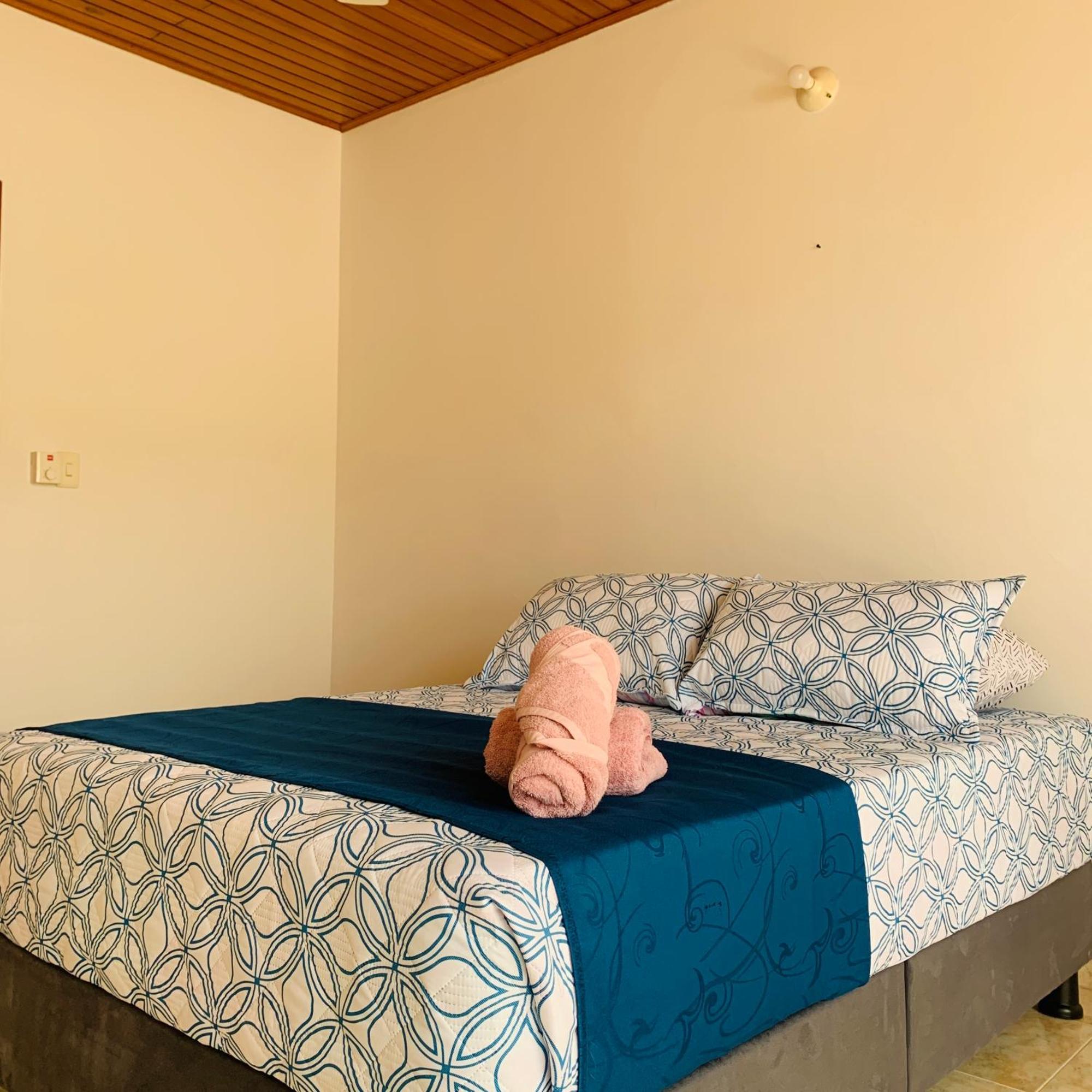 Hostel Cerca Al Centro Historico Cartagena Bagian luar foto