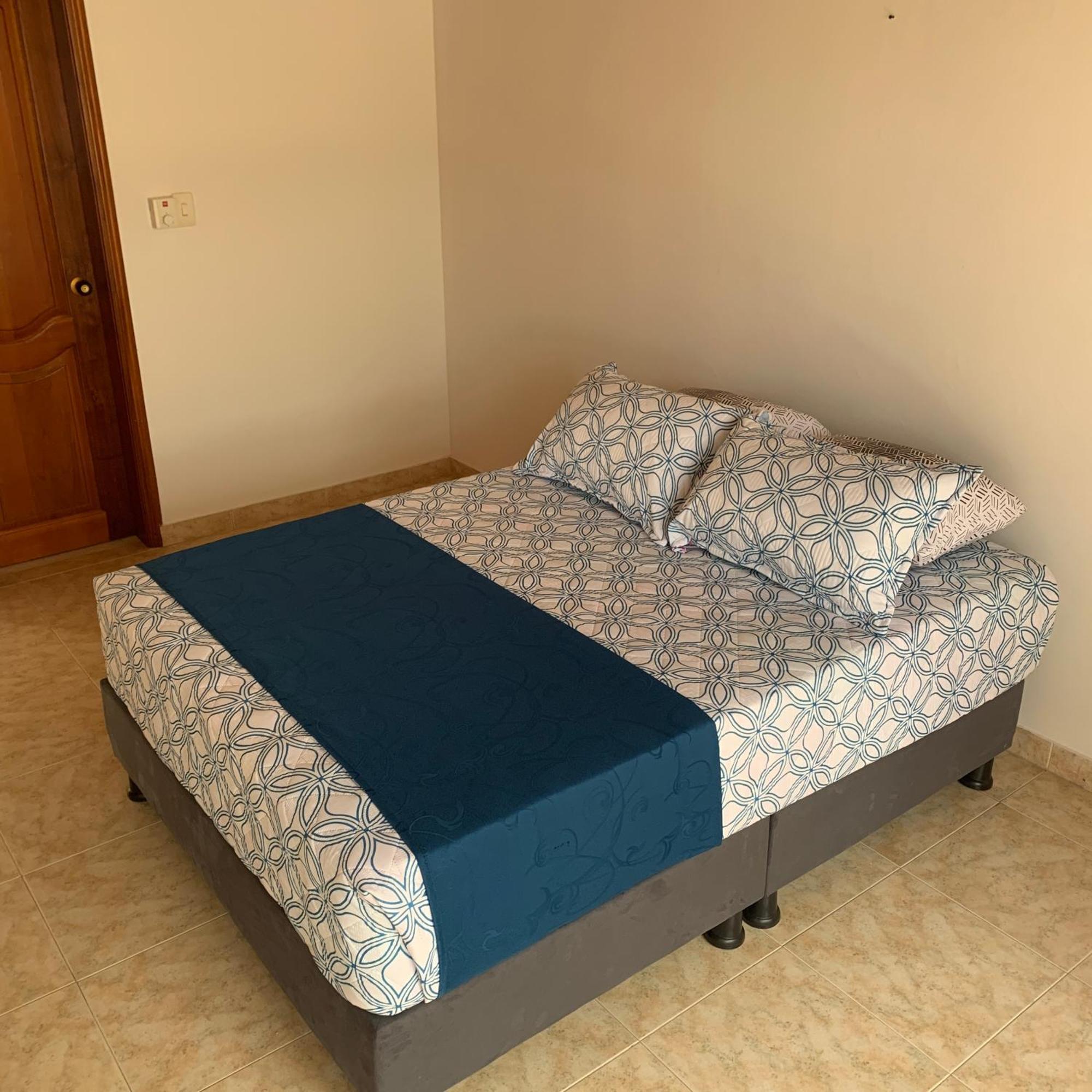 Hostel Cerca Al Centro Historico Cartagena Bagian luar foto