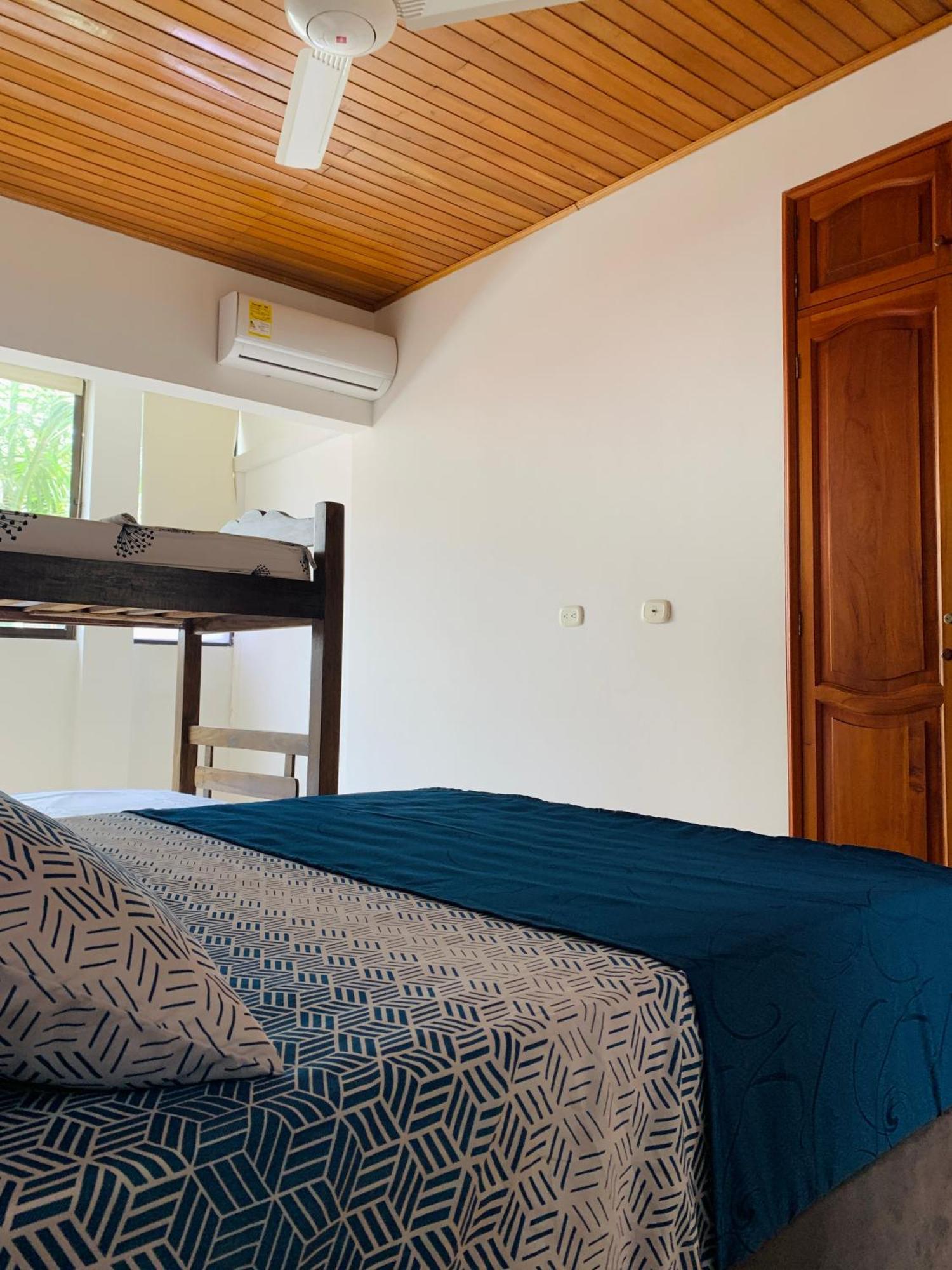 Hostel Cerca Al Centro Historico Cartagena Bagian luar foto