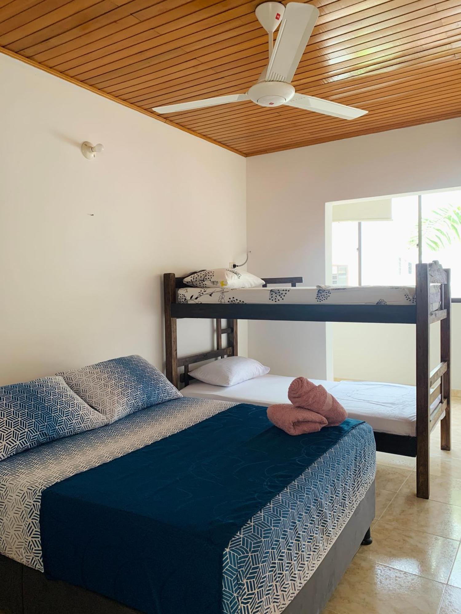 Hostel Cerca Al Centro Historico Cartagena Bagian luar foto