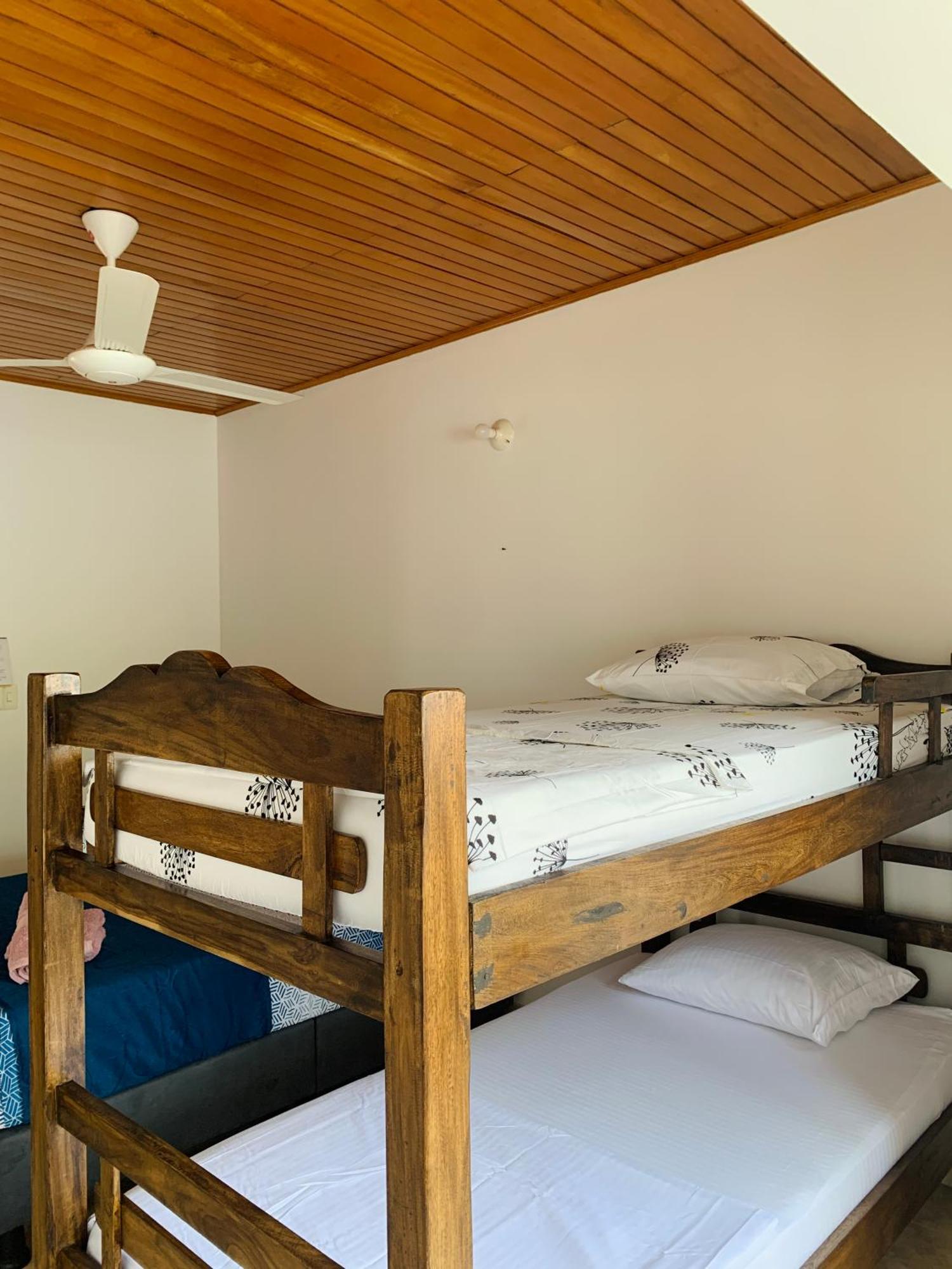 Hostel Cerca Al Centro Historico Cartagena Bagian luar foto