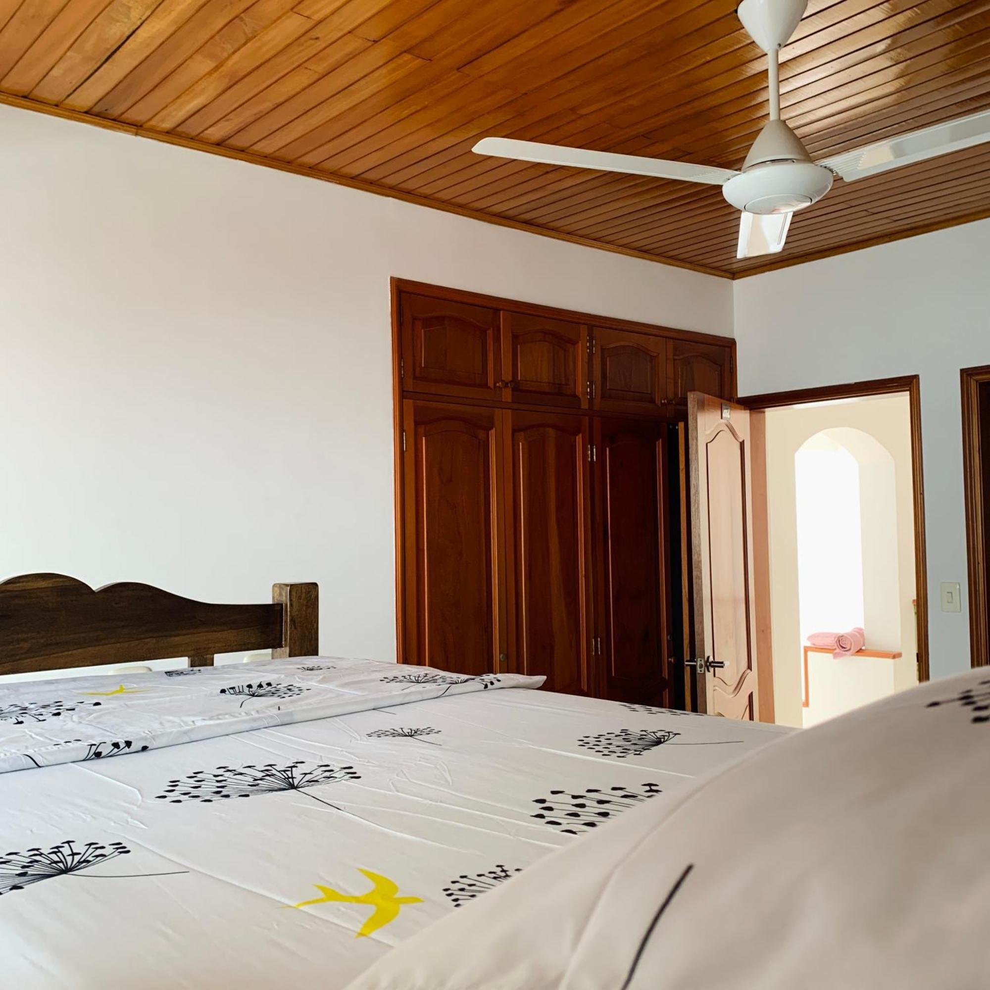Hostel Cerca Al Centro Historico Cartagena Bagian luar foto