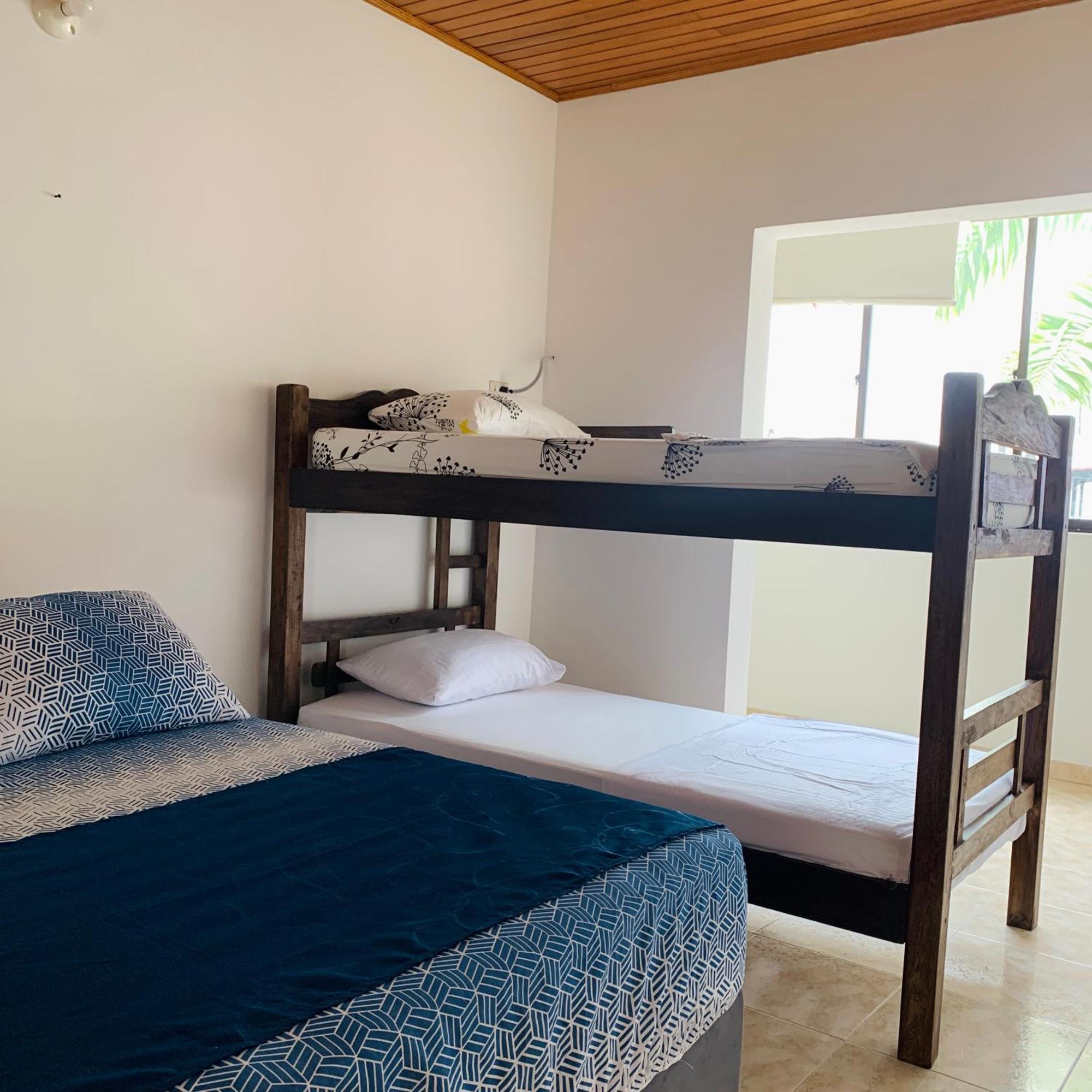 Hostel Cerca Al Centro Historico Cartagena Bagian luar foto